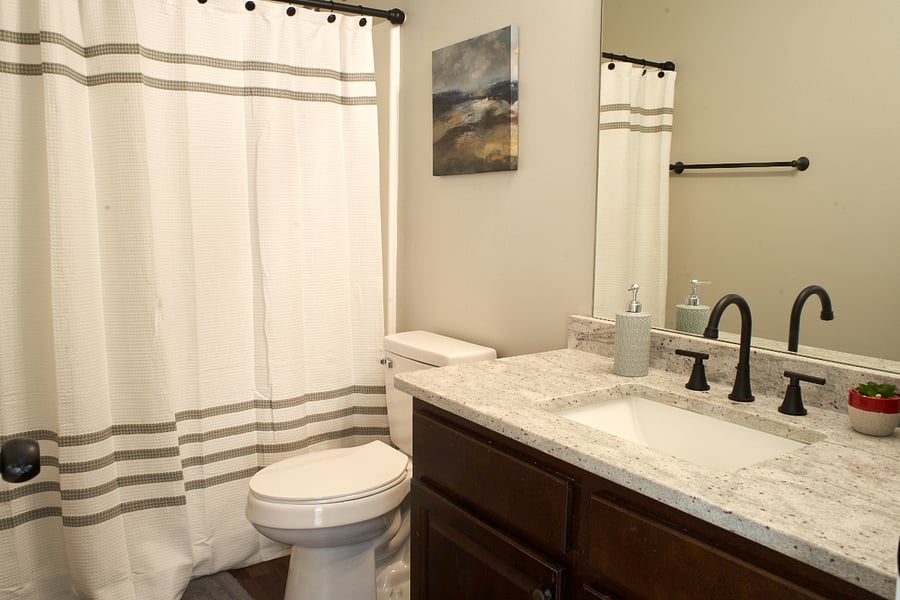 Upstairs Bathroom 2