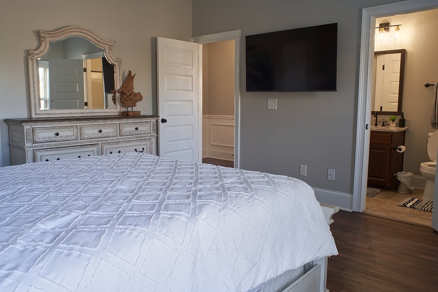 Downstairs Queen size Master Bedroom 1