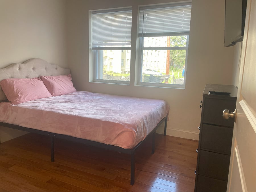 Furnished Finder property 739776_1 photo 3