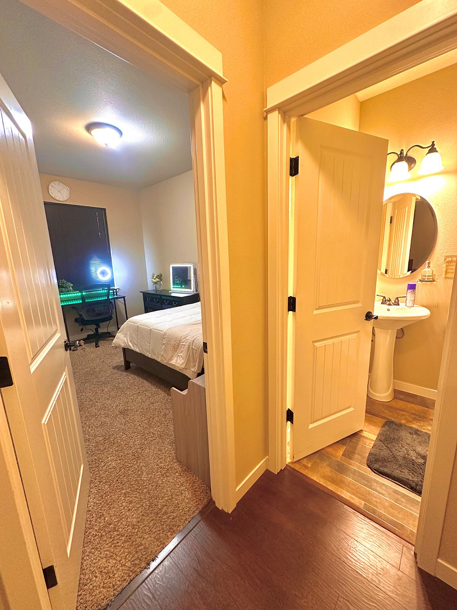 Furnished Finder property 739874_1 photo 12