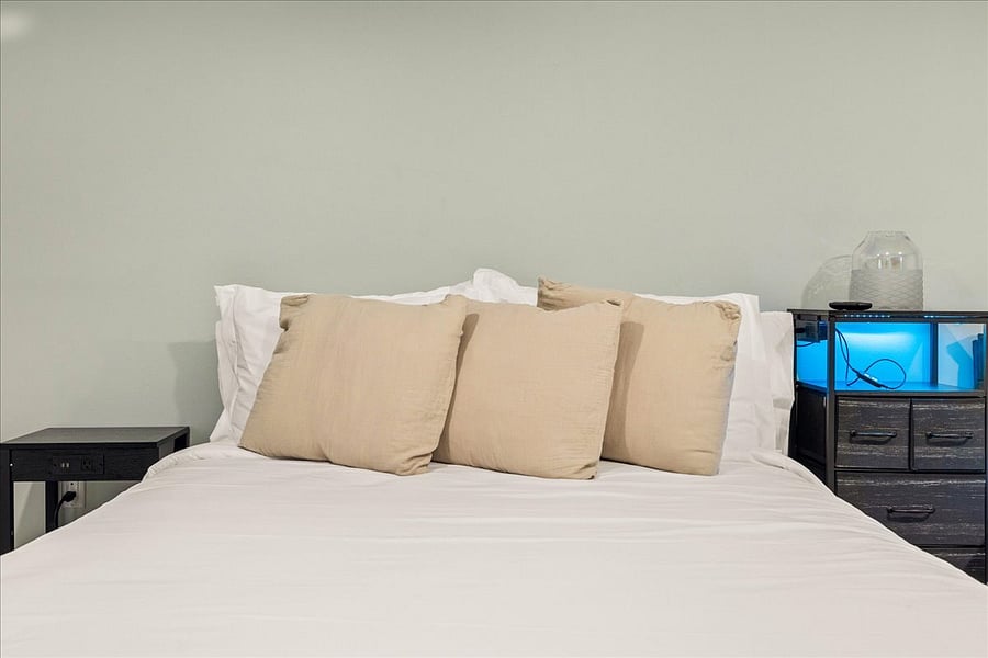Furnished Finder property 739877_1 photo 13
