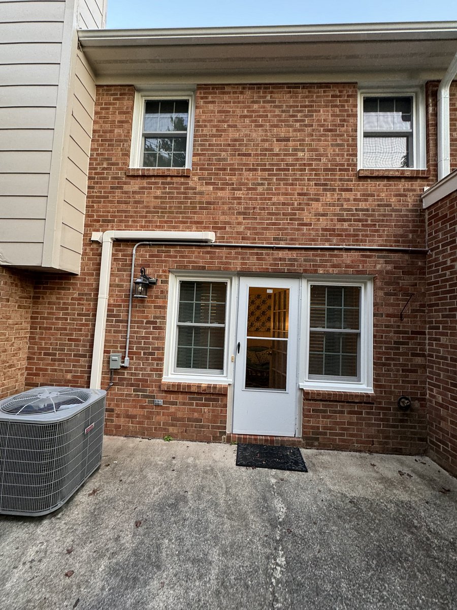 Furnished Finder property 739941_1 photo 1