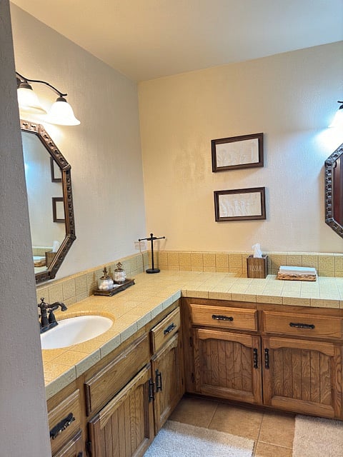 GUEST BATHROOM WITH TUB AND SHOWER DOUBLE SINK