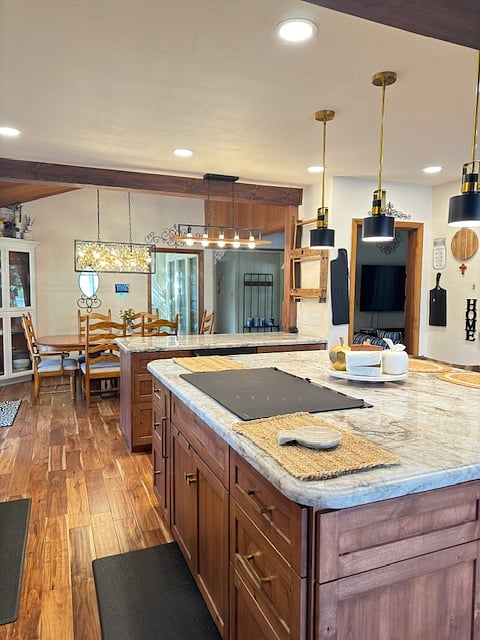 OPEN PLAN LAYOUT