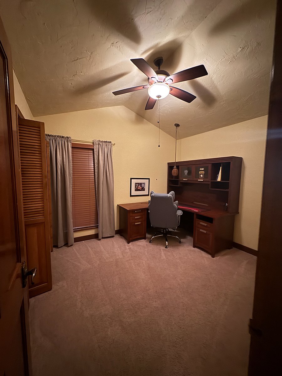 BEDROOM/OFFICE #4