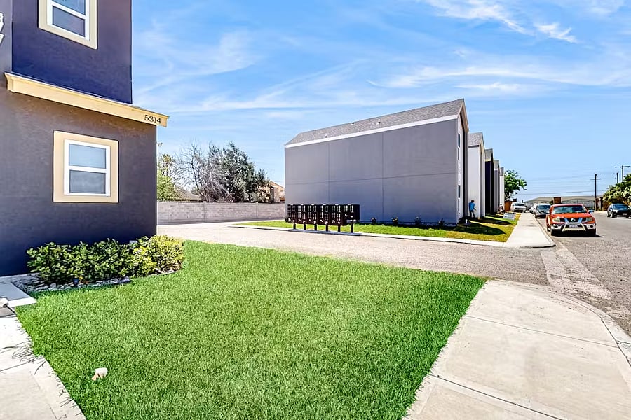 Furnished Finder property 740043_1 photo 3