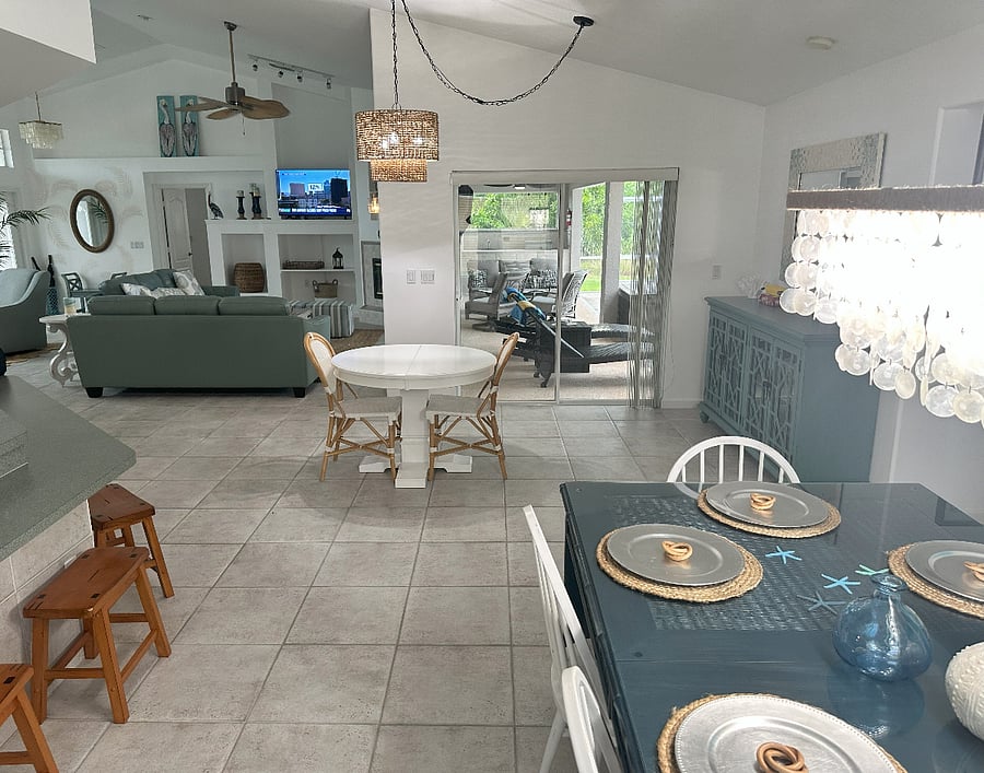 Furnished Finder property 740071_1 photo 2