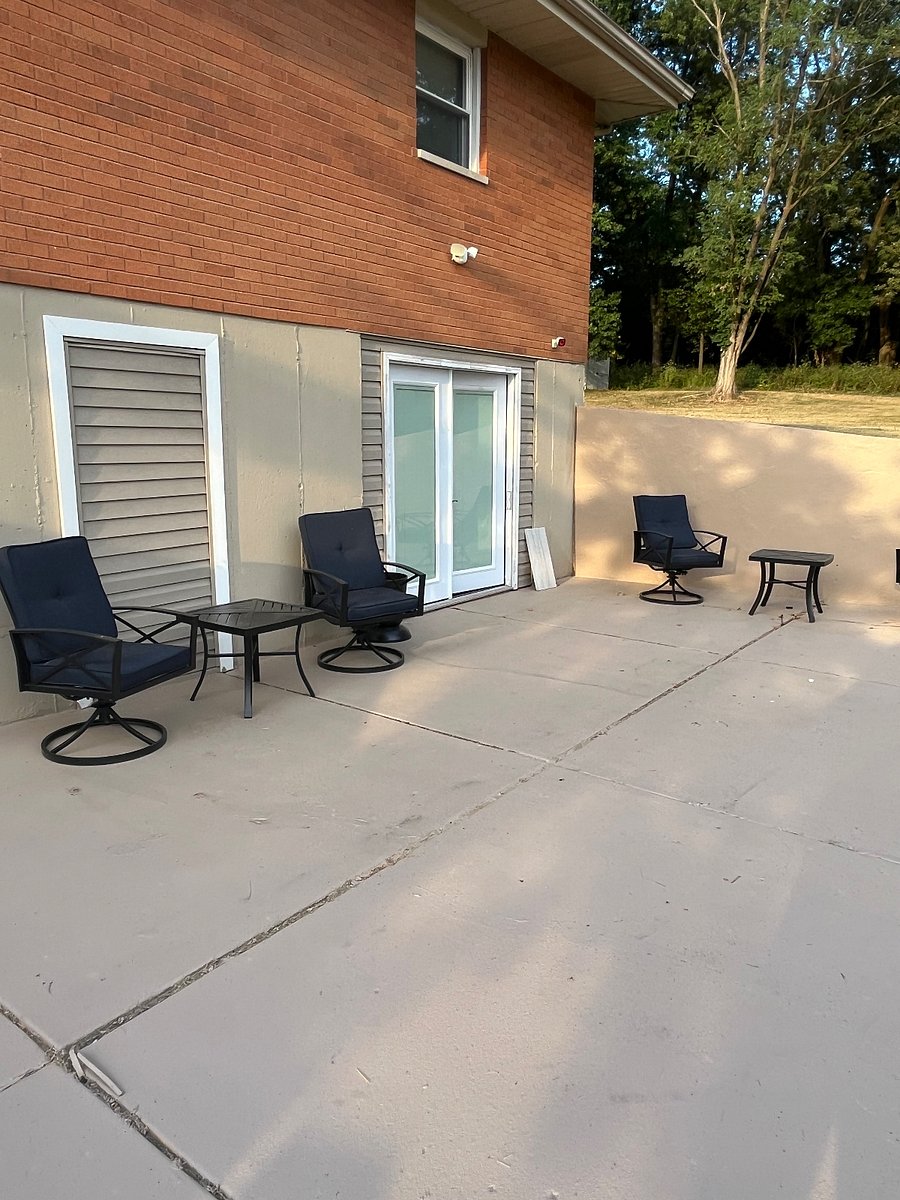 Furnished Finder property 740103_1 photo 22
