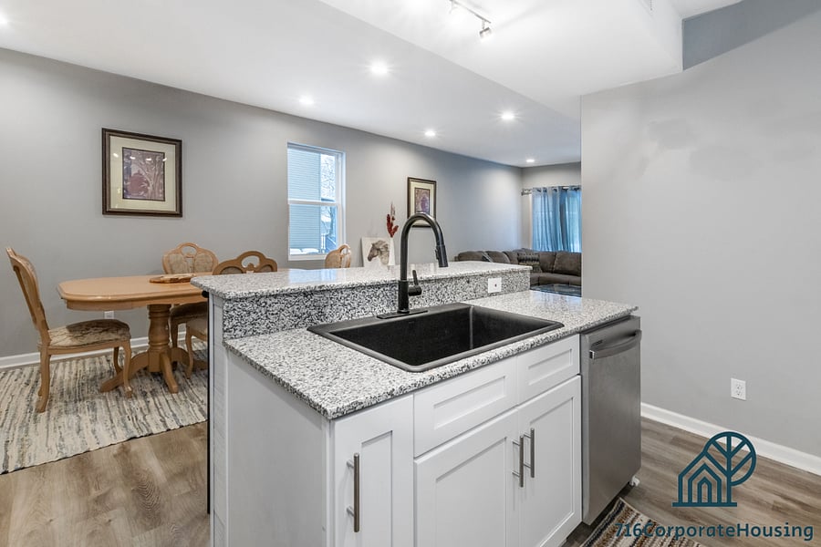 Furnished Finder property 740151_1 photo 6