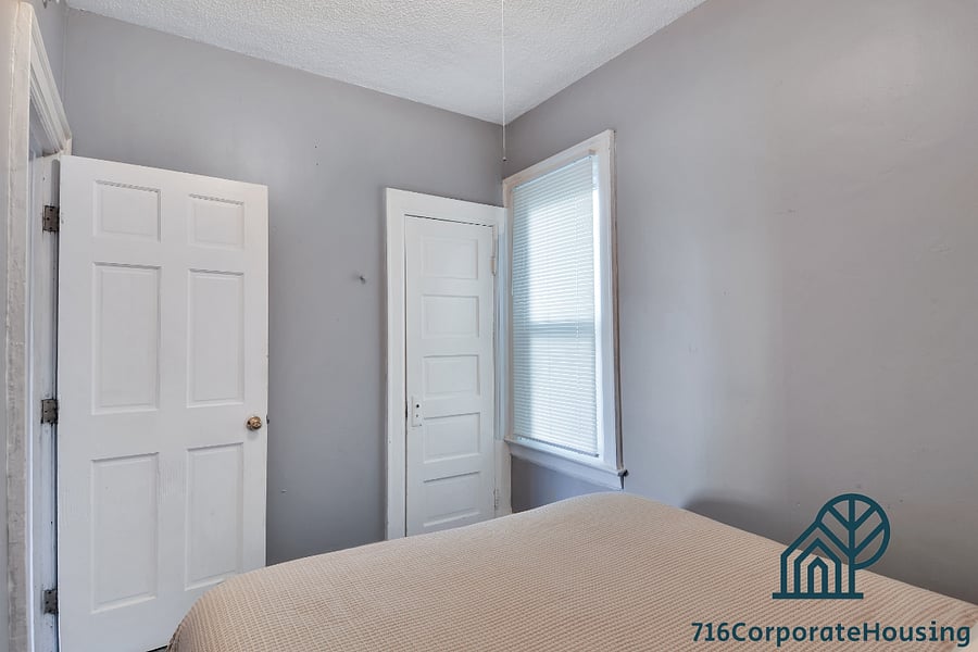 Furnished Finder property 740155_1 photo 3