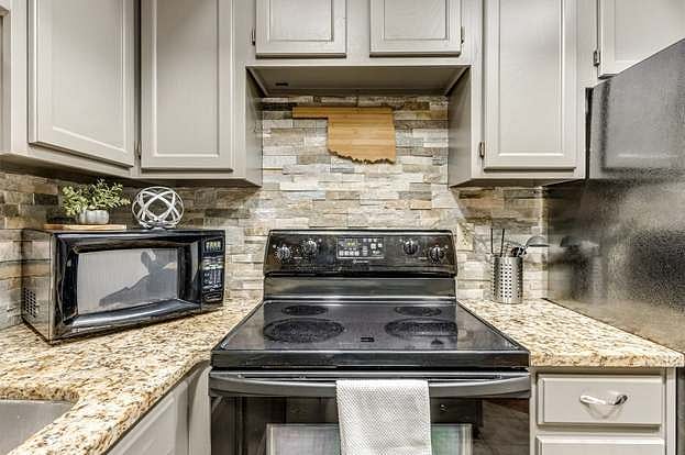 Furnished Finder property 740156_1 photo 8