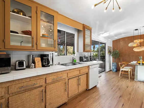 Furnished Finder property 740165_1 photo 6