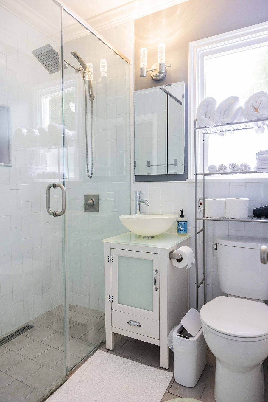 Furnished Finder property 740174_1 photo 29