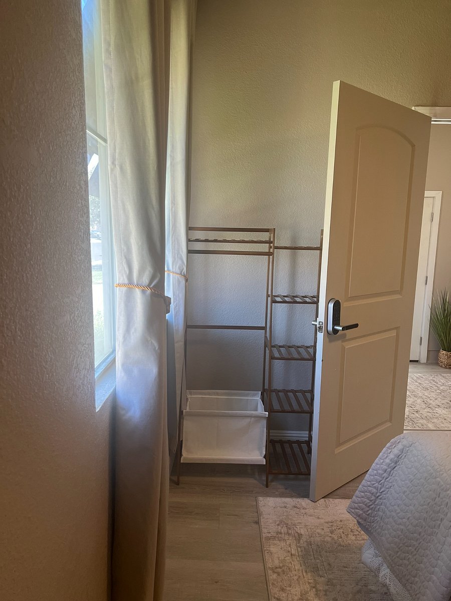 Furnished Finder property 740175_2 photo 6