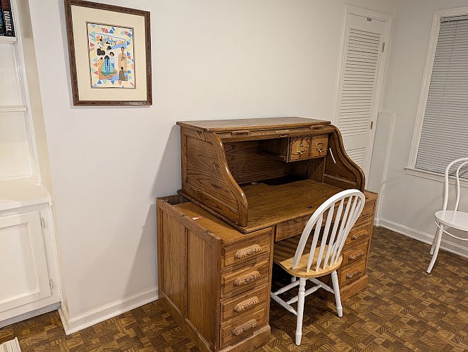 Gorgeous roll-top desk work area with high-speed internet