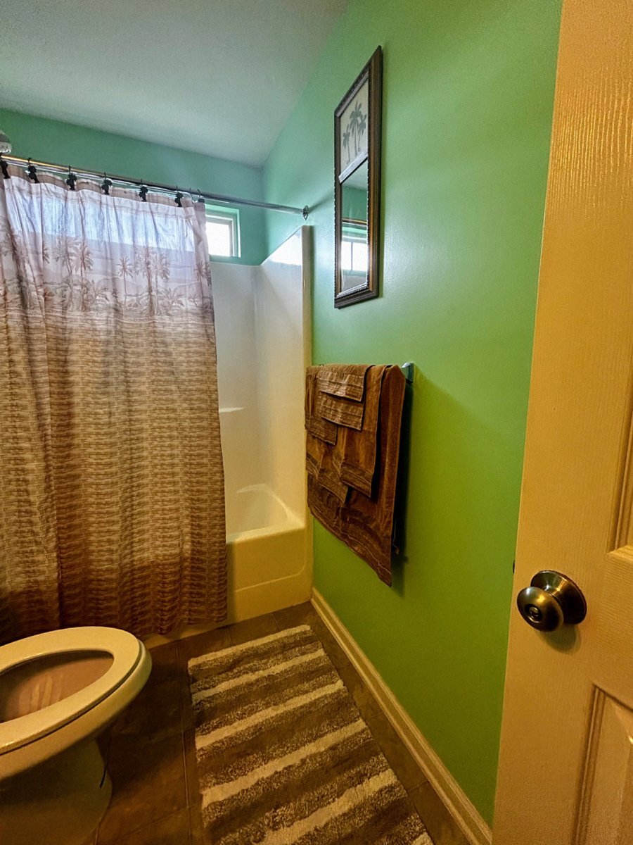 The private bathroom for the tenant within the suite