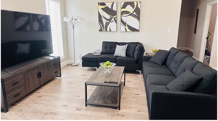 Furnished Finder property 740240_1 photo 2