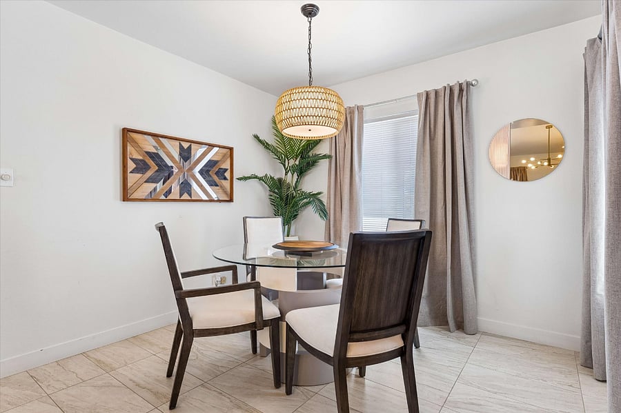 Furnished Finder property 740275_1 photo 4