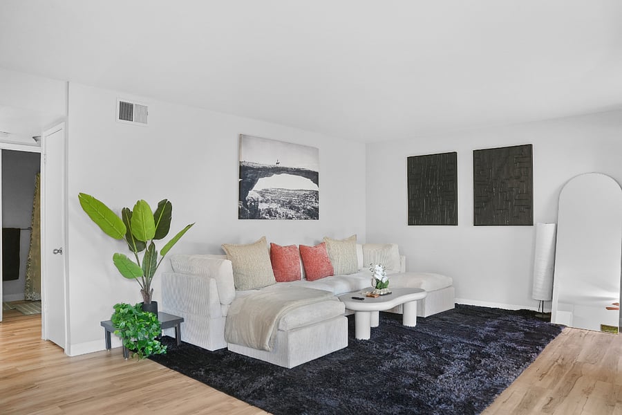 Furnished Finder property 740322_1 photo 2