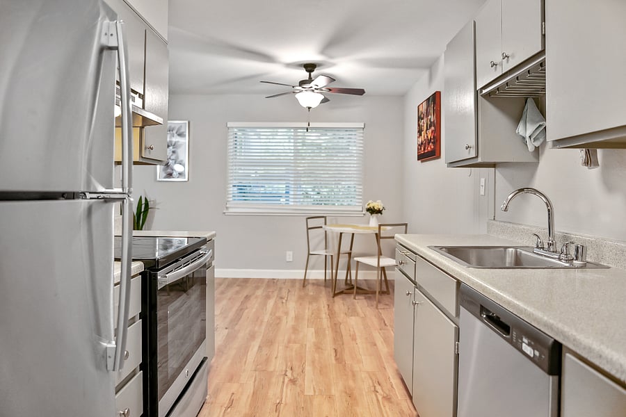 Furnished Finder property 740322_2 photo 14
