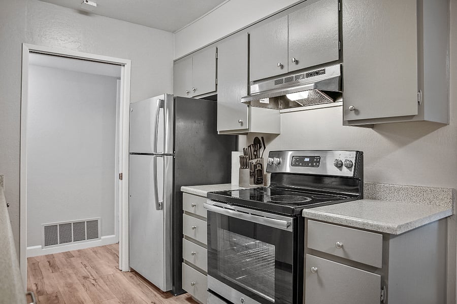 Furnished Finder property 740322_2 photo 16