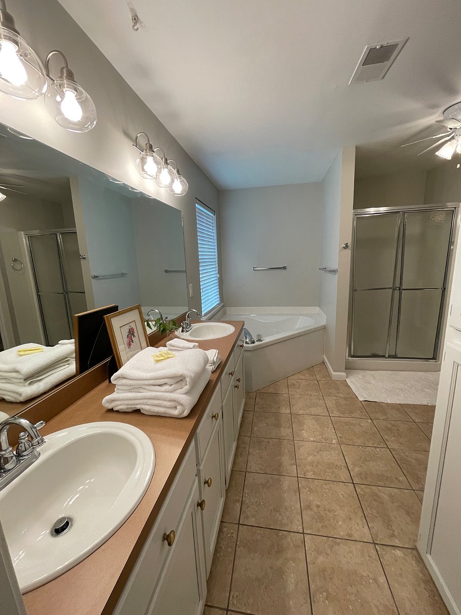 Furnished Finder property 740325_1 photo 24