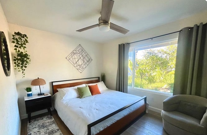 Sleep well in the king sized bed with soft, cozy bedding.
