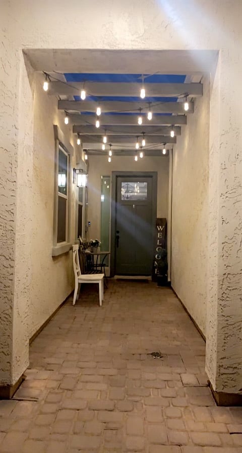 Furnished Finder property 740338_1 photo 3
