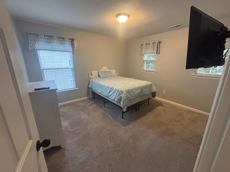 Furnished Finder property 740383_1 photo 3