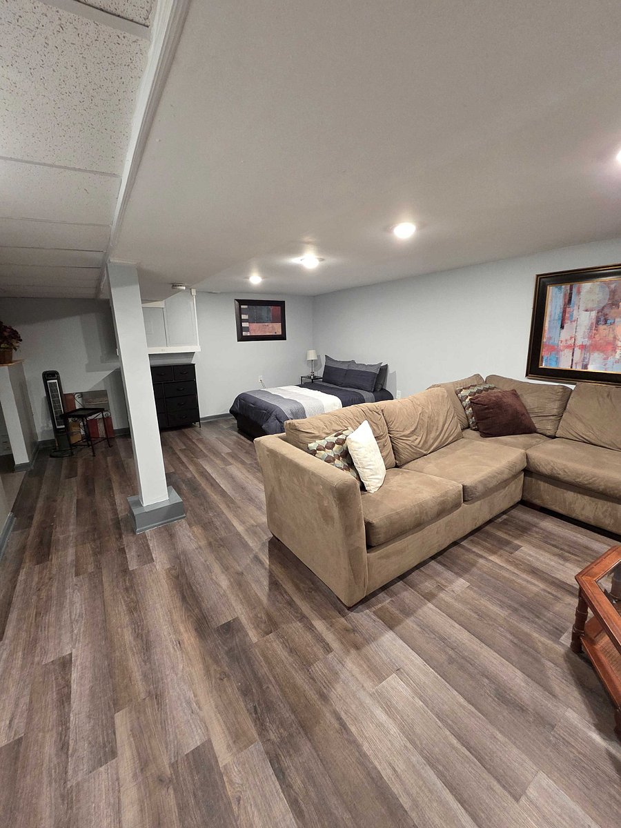 Lower Level Suite