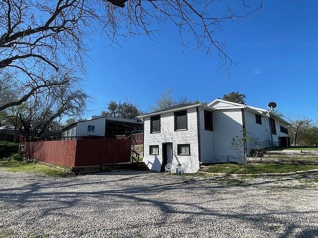 Furnished Finder property 740518_1 photo 17