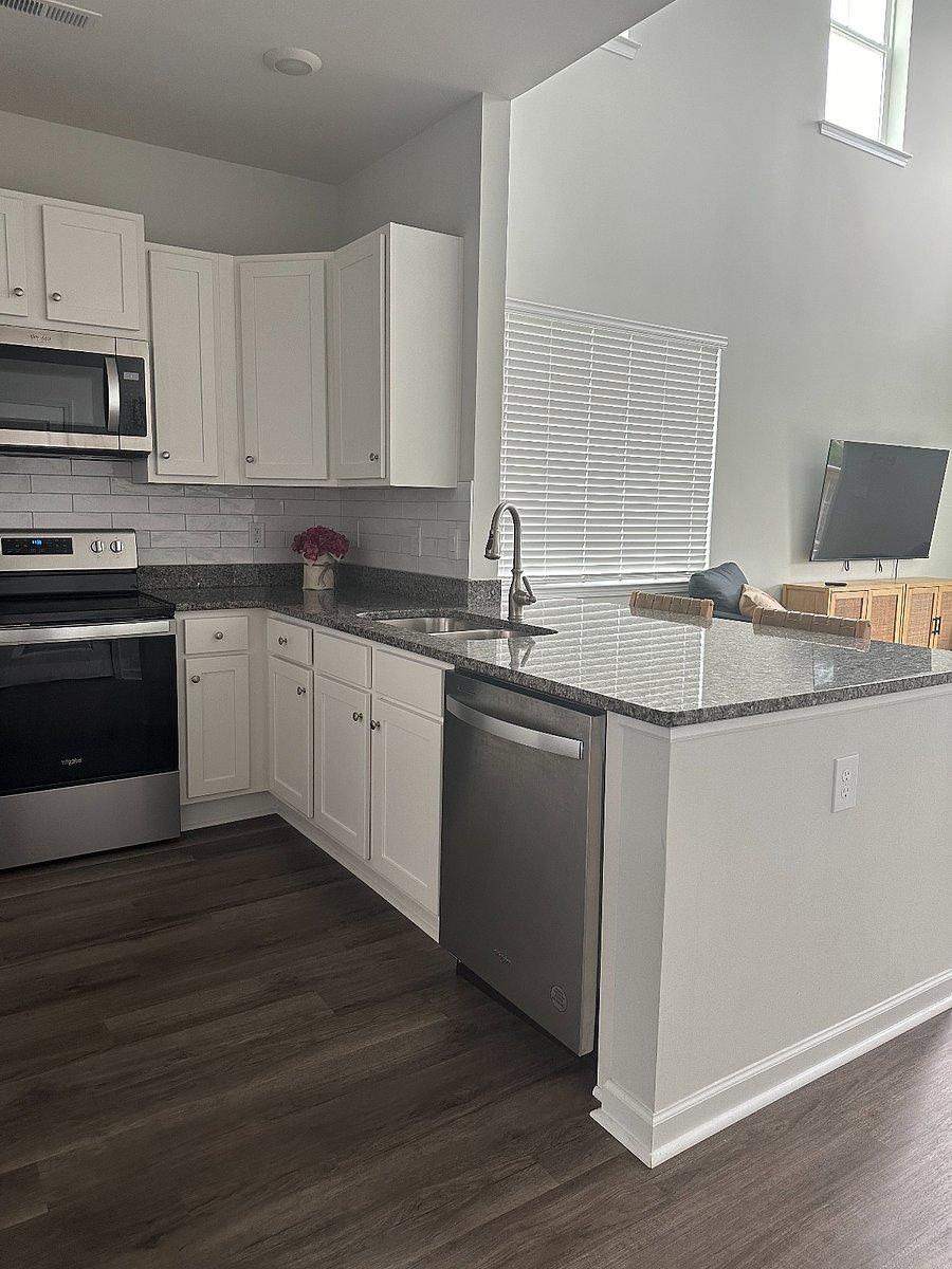 Furnished Finder property 740566_1 photo 12