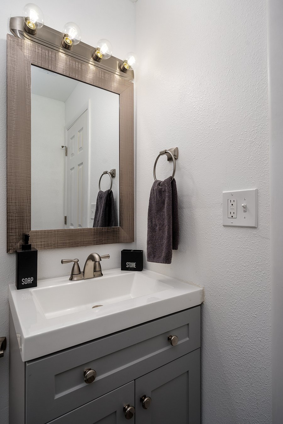 Furnished Finder property 740574_1 photo 24