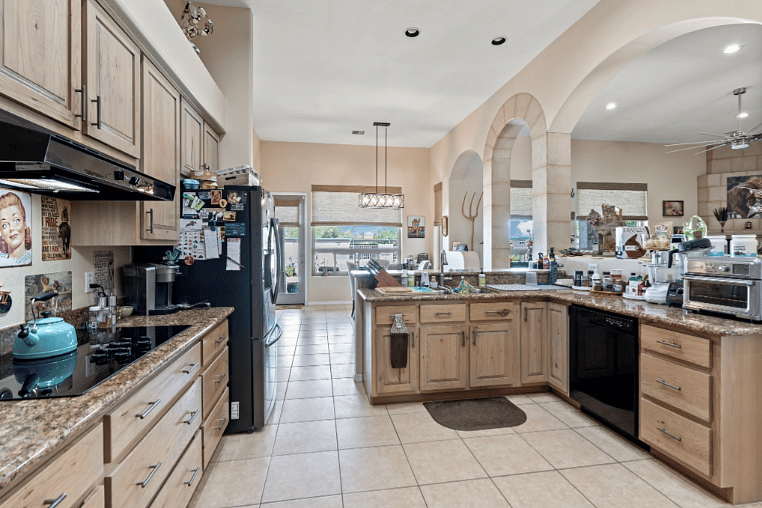 Furnished Finder property 740583_2 photo 14