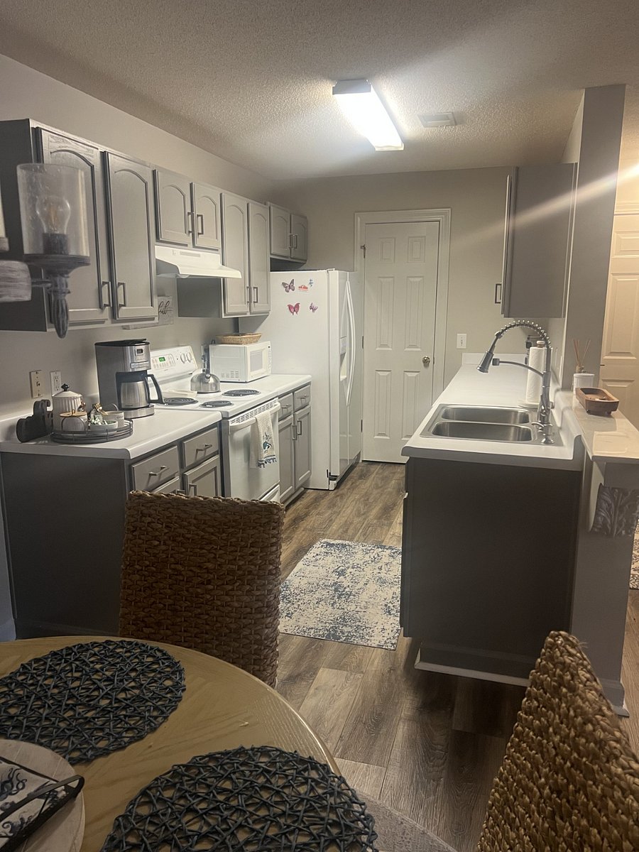 Furnished Finder property 740604_1 photo 3