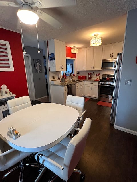 Furnished Finder property 740648_1 photo 8