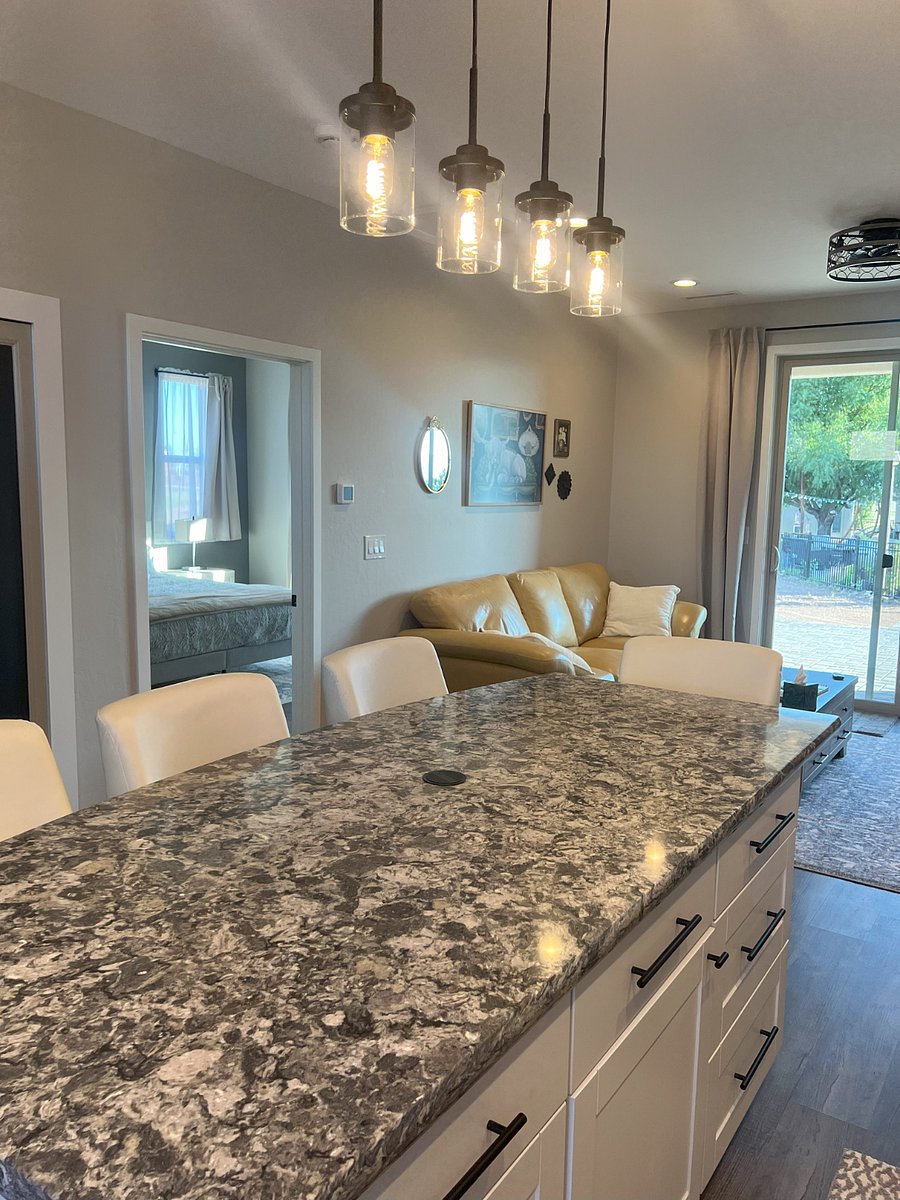 Furnished Finder property 740649_1 photo 3