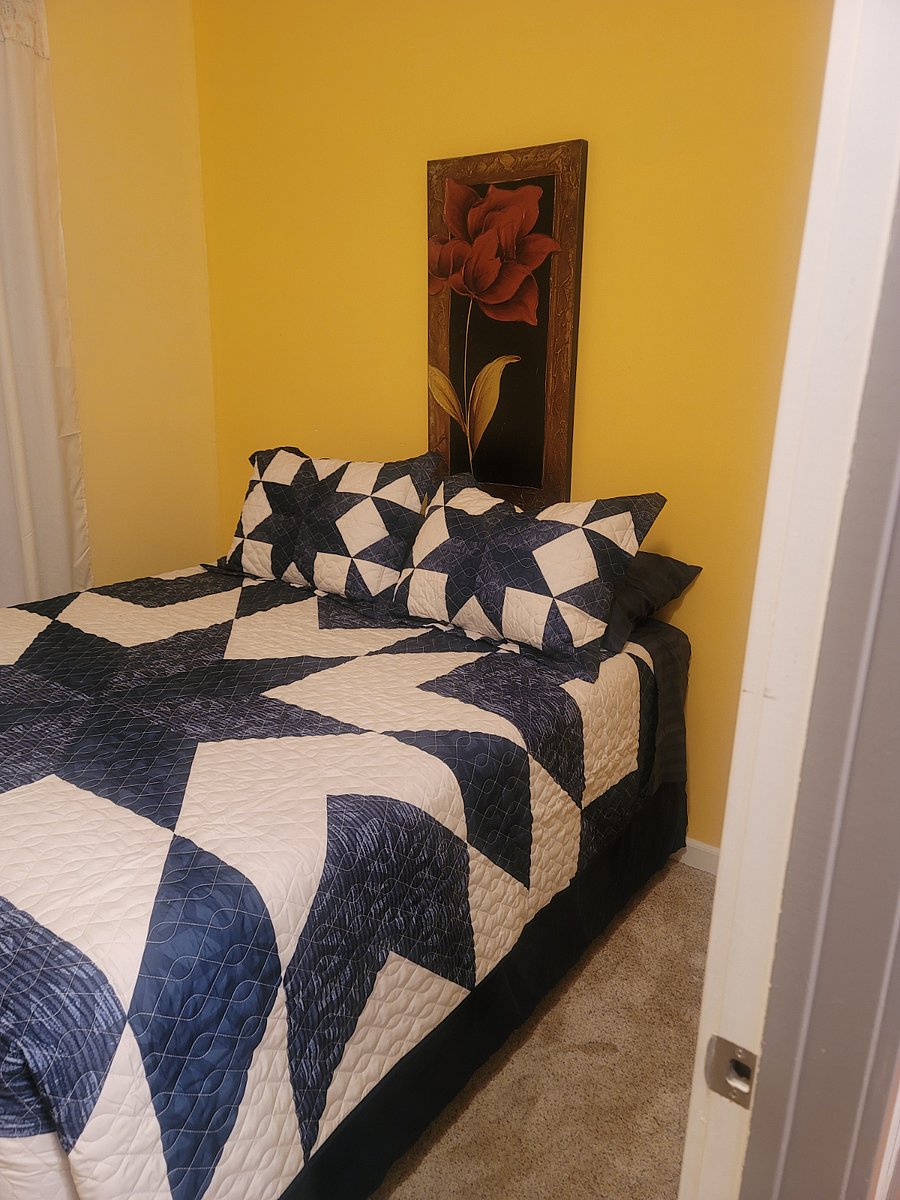Furnished Finder property 740680_1 photo 3