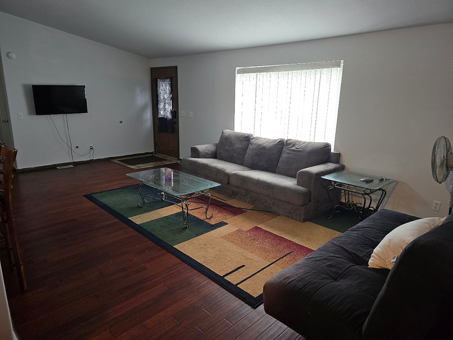 Furnished Finder property 740698_1 photo 3
