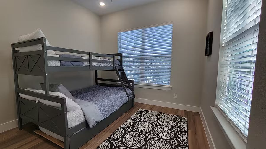 Furnished Finder property 740788_1 photo 24