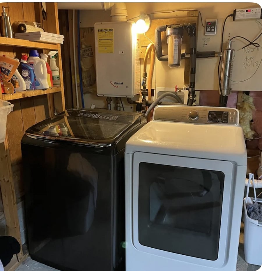 Garage 
Washer Dryer 