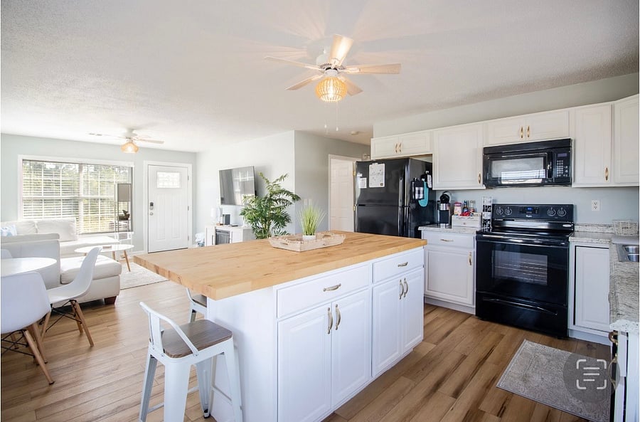 Furnished Finder property 740832_1 photo 4