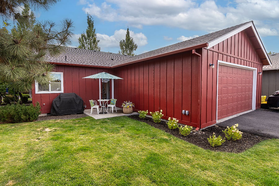 Backyard provides Secure Driveway for Parking, Gas BBQ & Patio Umbrella Table & Chairs