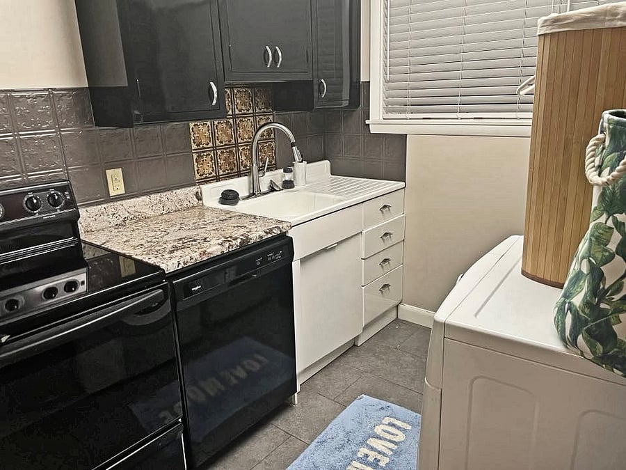 Kitchen and Laundry