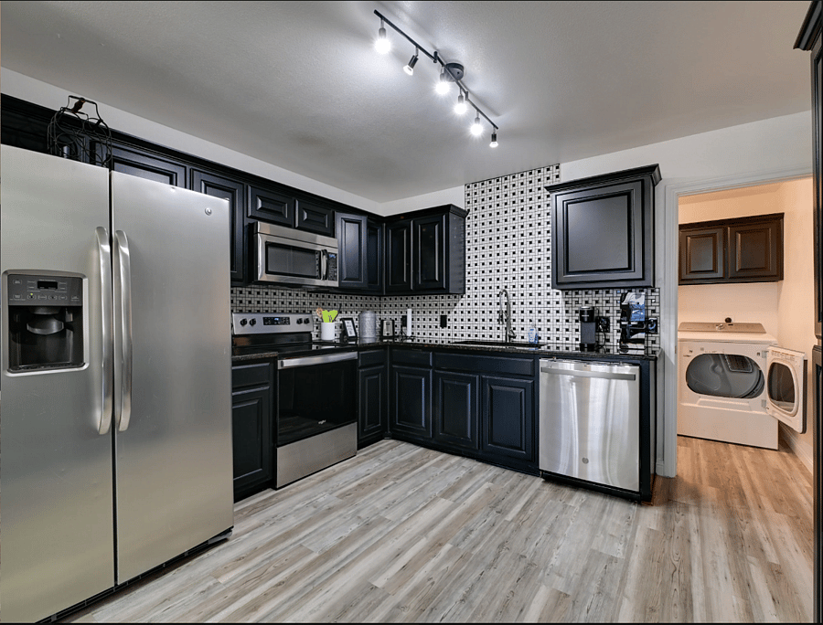 Furnished Finder property 740864_1 photo 18
