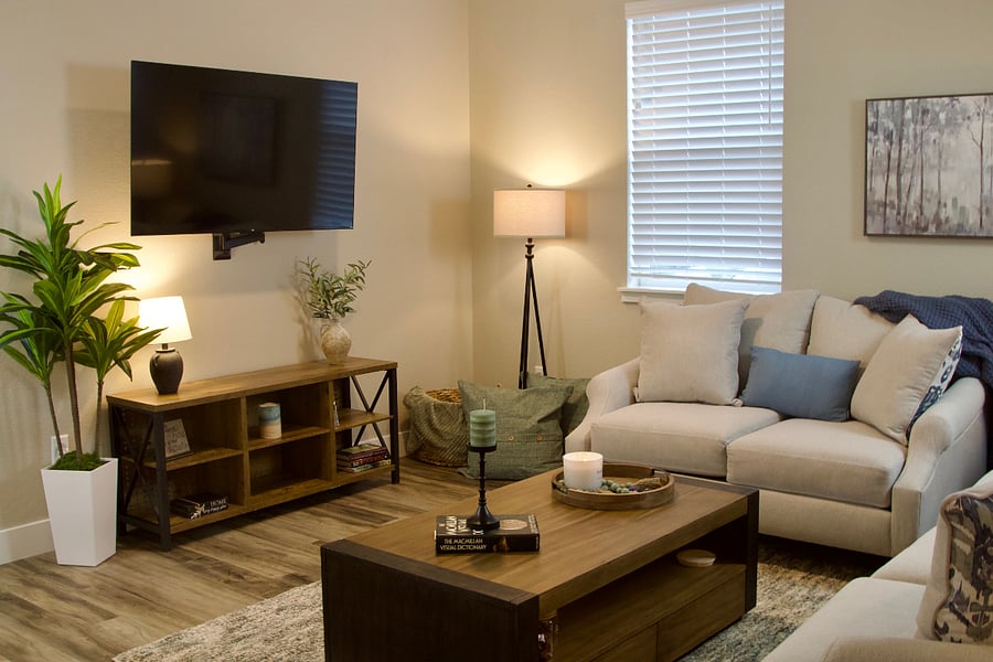 Furnished Finder property 740903_1 photo 2