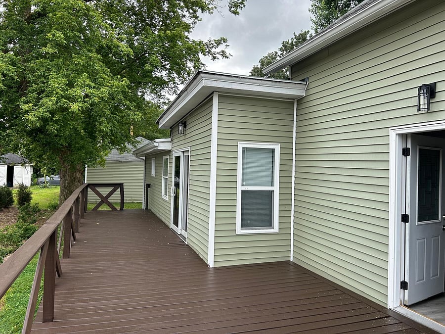 Large deck space