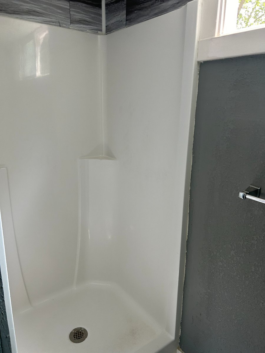 second shower on the upper level