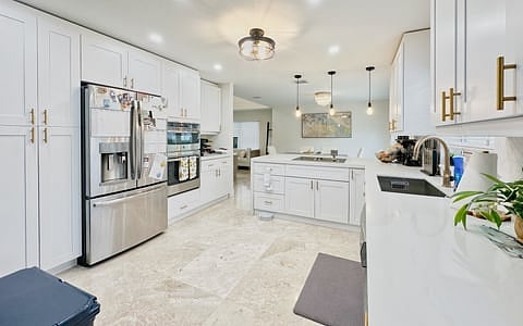 Furnished Finder property 740941_1 photo 3