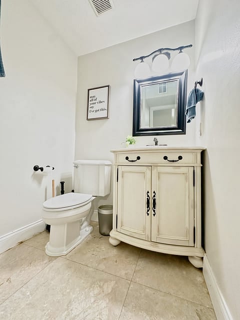 Furnished Finder property 740941_1 photo 9